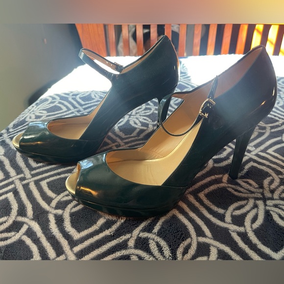 Coach Size 11, dark green 4” stiletto peep toe heels. - Picture 1 of 4